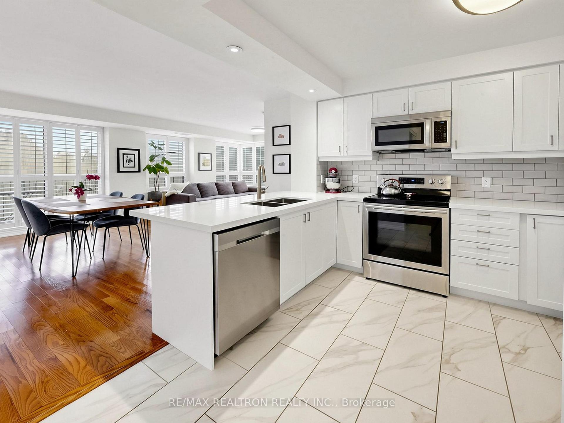 Photo 10 of Unit 414, 16 Dallimore Circle, North York, Banbury-Don Mills — HOMEH