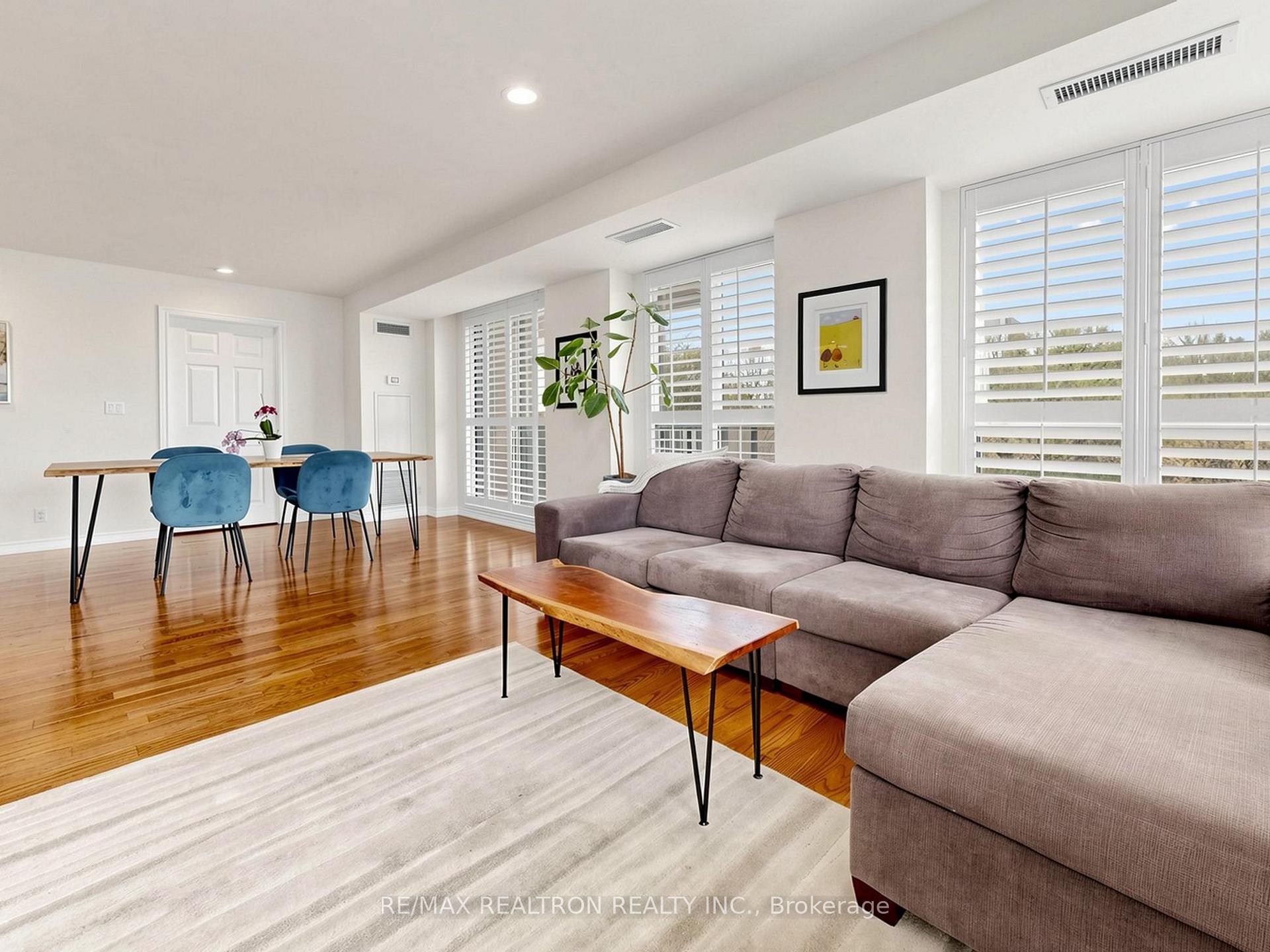 Photo 11 of Unit 414, 16 Dallimore Circle, North York, Banbury-Don Mills — HOMEH