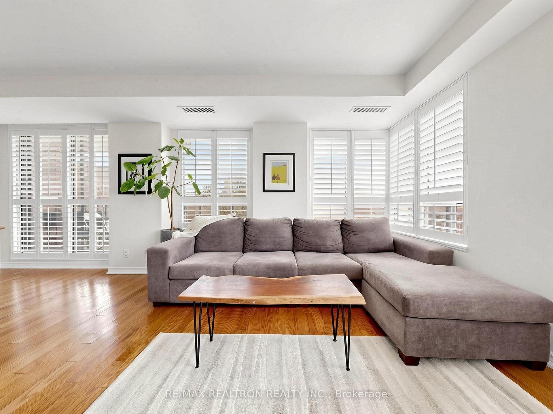 Photo 12 of Unit 414, 16 Dallimore Circle, North York, Banbury-Don Mills — HOMEH
