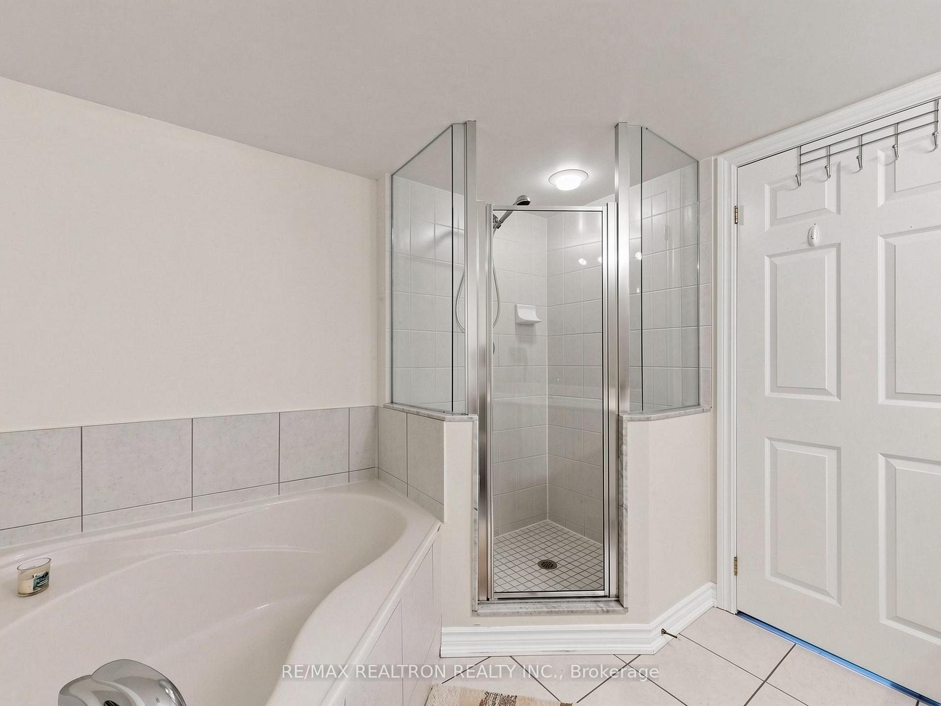 Photo 20 of Unit 414, 16 Dallimore Circle, North York, Banbury-Don Mills — HOMEH