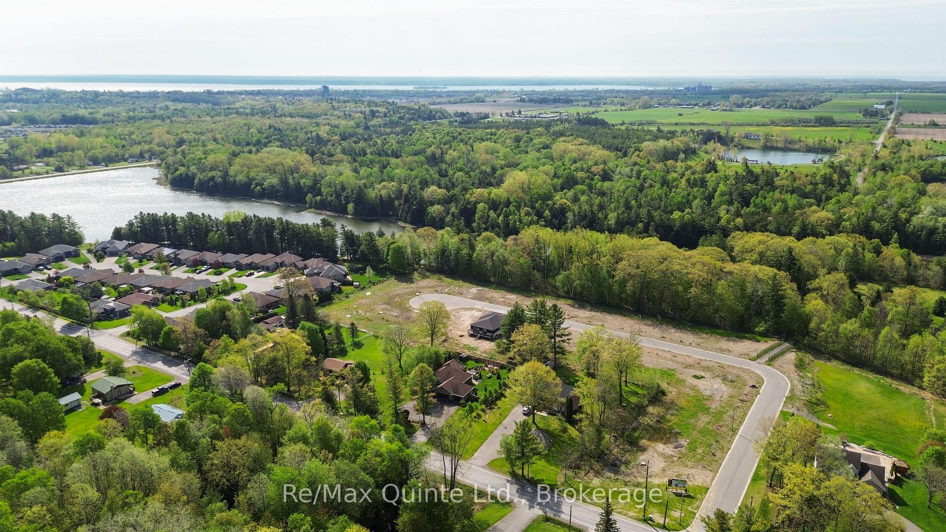 Photo 9 of 30 Exeter Court, Quinte West, Murray Ward — HOMEH