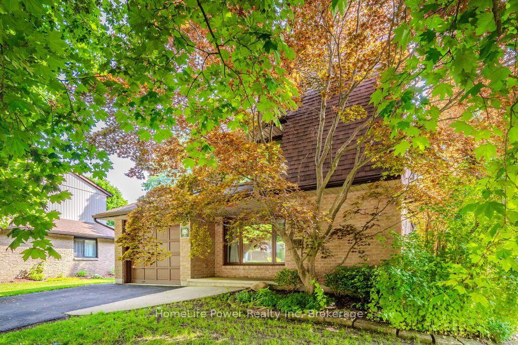 Photo 4 of 40 Ferman Drive, Guelph, Willow West/Sugarbush/West Acres — HOMEH