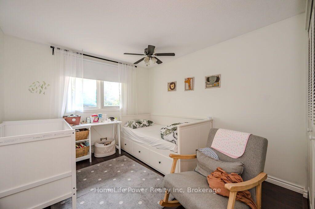 Photo 19 of 40 Ferman Drive, Guelph, Willow West/Sugarbush/West Acres — HOMEH