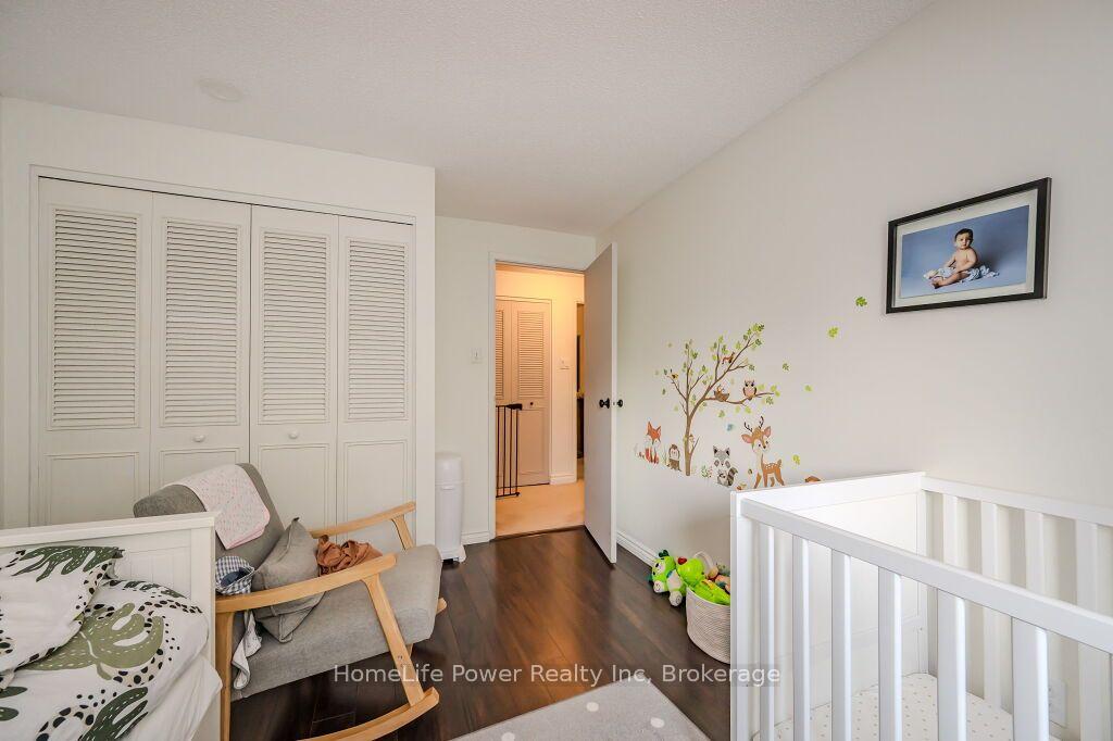 Photo 20 of 40 Ferman Drive, Guelph, Willow West/Sugarbush/West Acres — HOMEH
