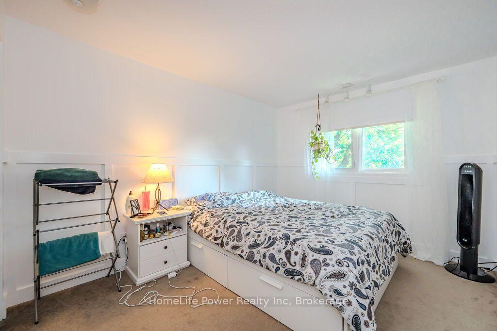 Photo 21 of 40 Ferman Drive, Guelph, Willow West/Sugarbush/West Acres — HOMEH