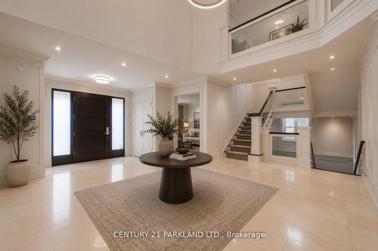 Photo 2 of 16 Flatbush Avenue, Vaughan, East Woodbridge — HOMEH