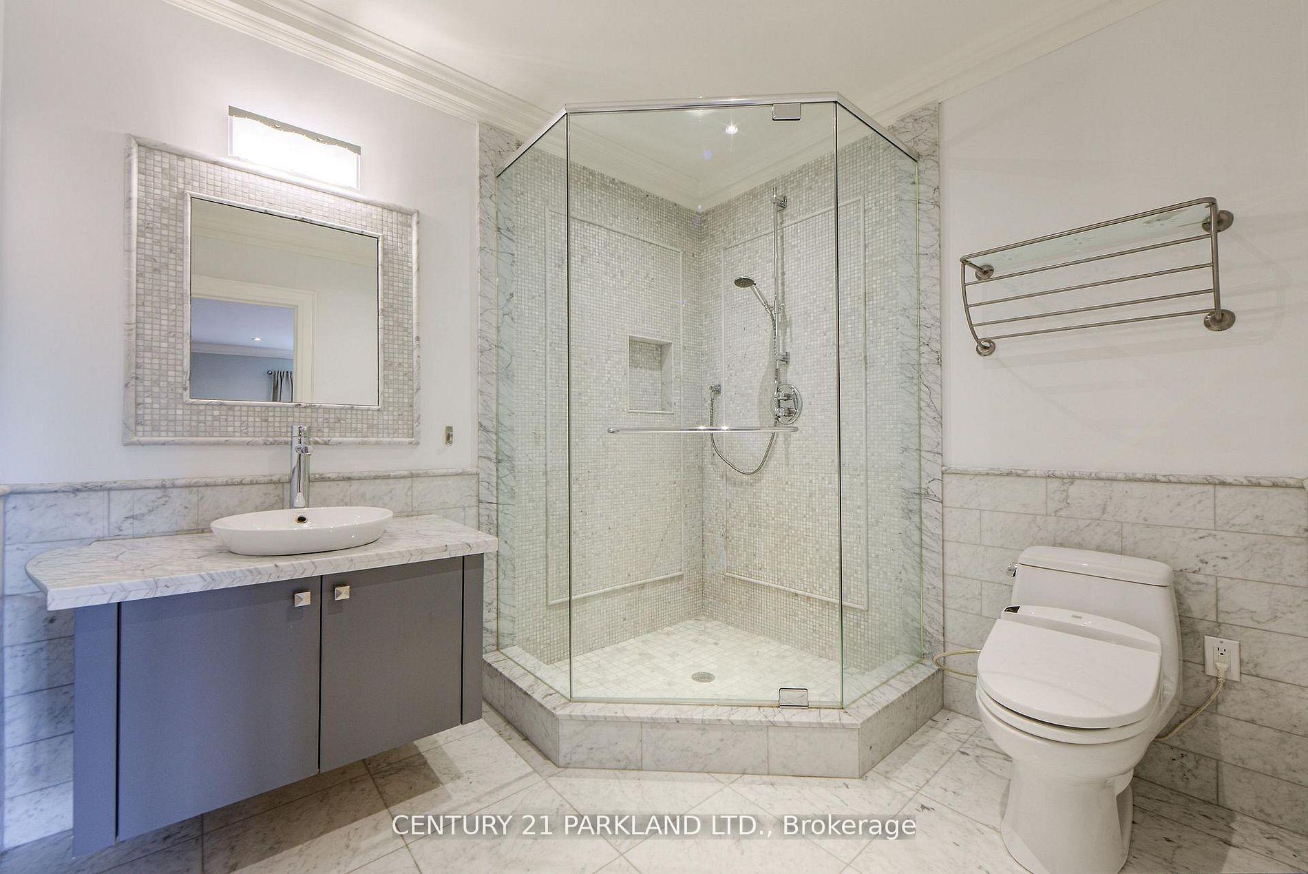Photo 19 of 16 Flatbush Avenue, Vaughan, East Woodbridge — HOMEH