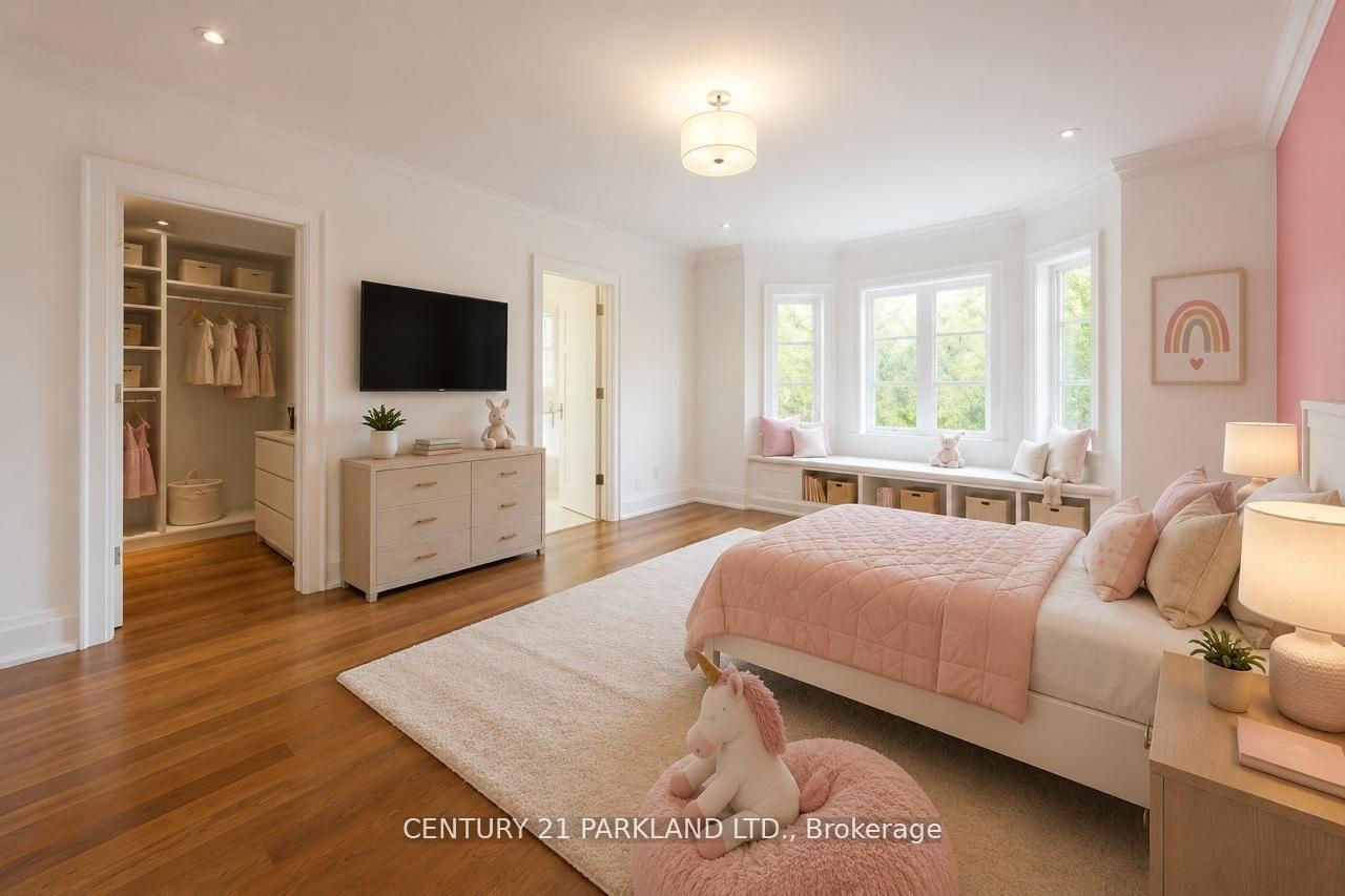 Photo 24 of 16 Flatbush Avenue, Vaughan, East Woodbridge — HOMEH