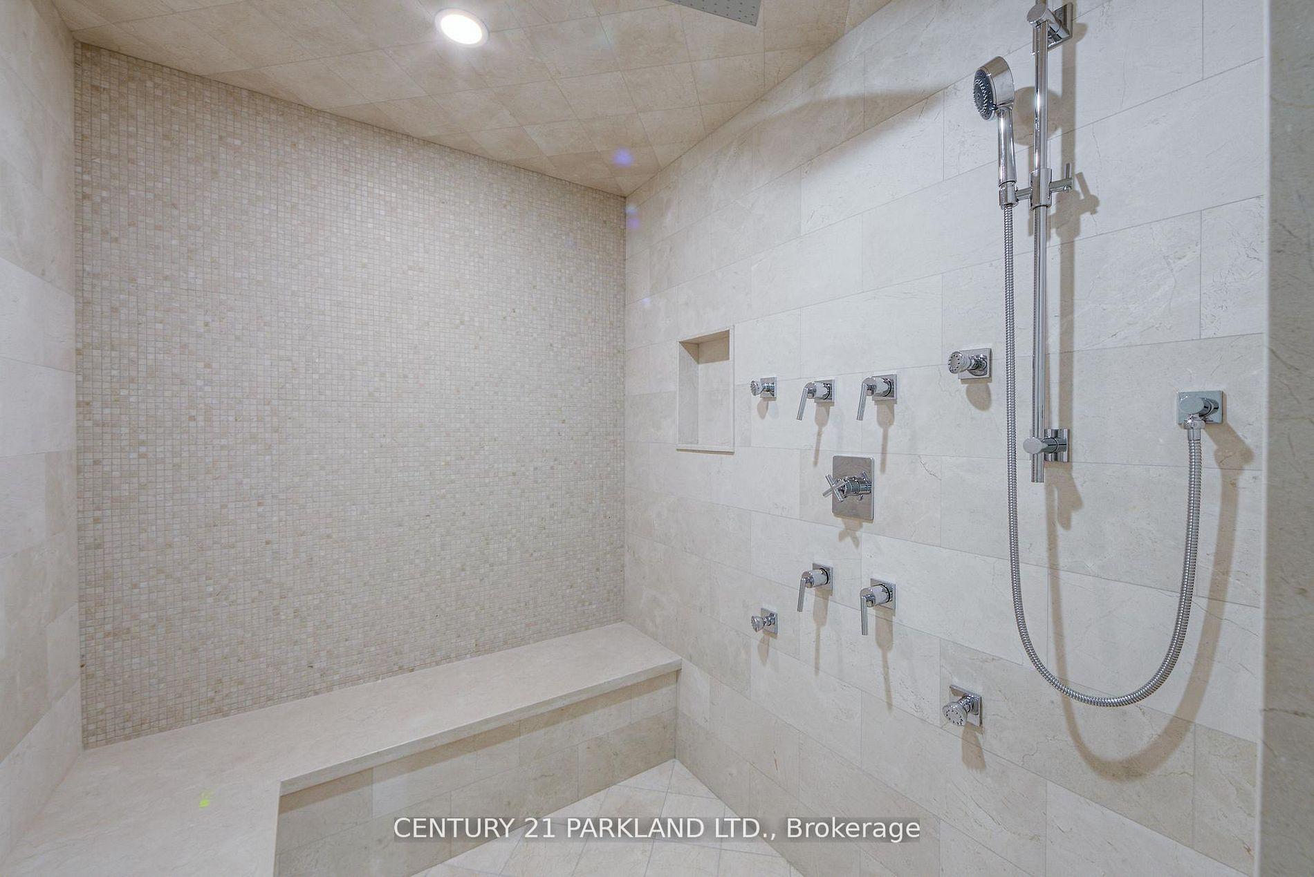 Photo 35 of 16 Flatbush Avenue, Vaughan, East Woodbridge — HOMEH
