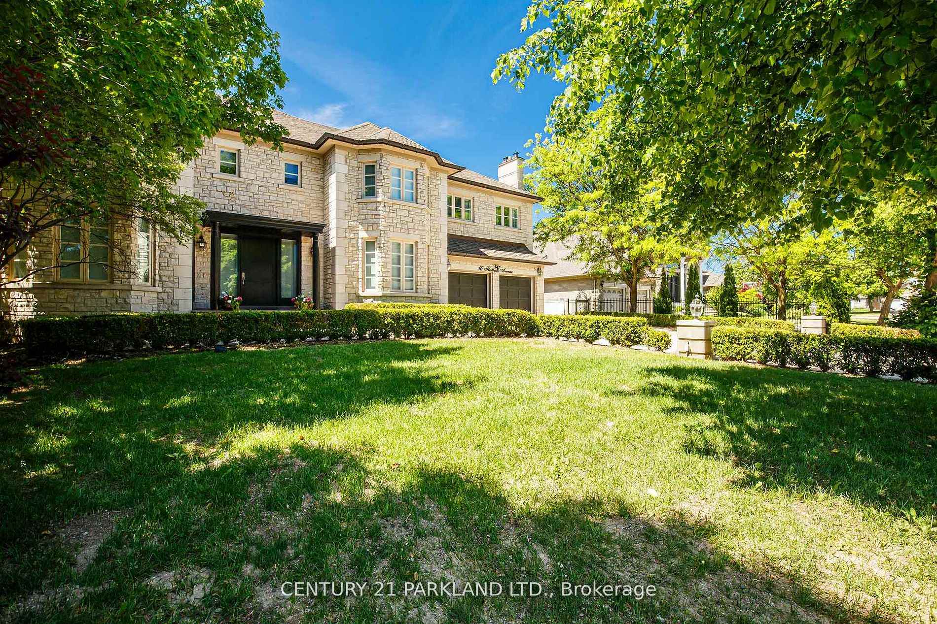 Photo 45 of 16 Flatbush Avenue, Vaughan, East Woodbridge — HOMEH