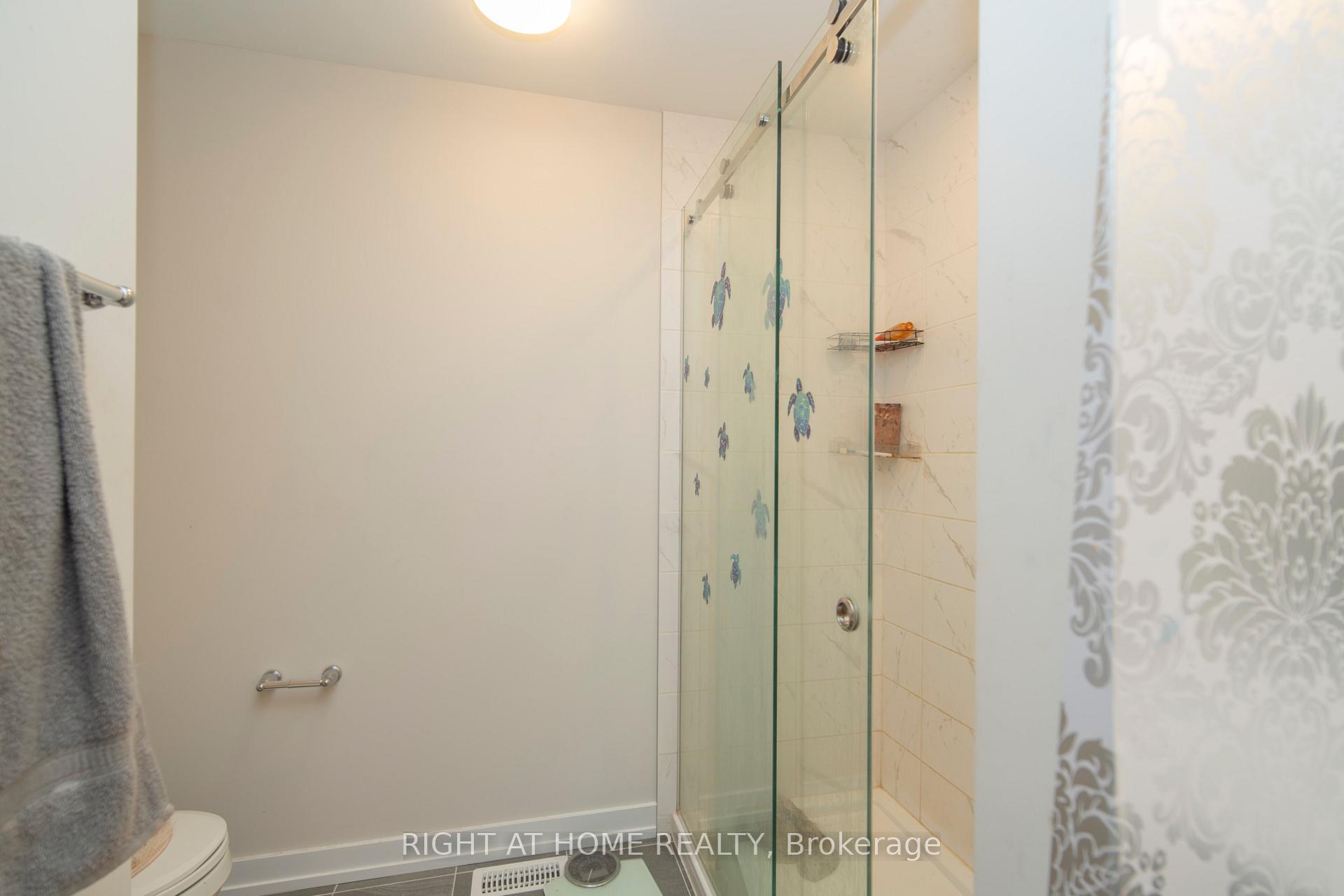 Photo 12 of 942 Seagrave Lane, Ottawa, Btwn Franktown Rd. & Fallowfield Rd. — HOMEH