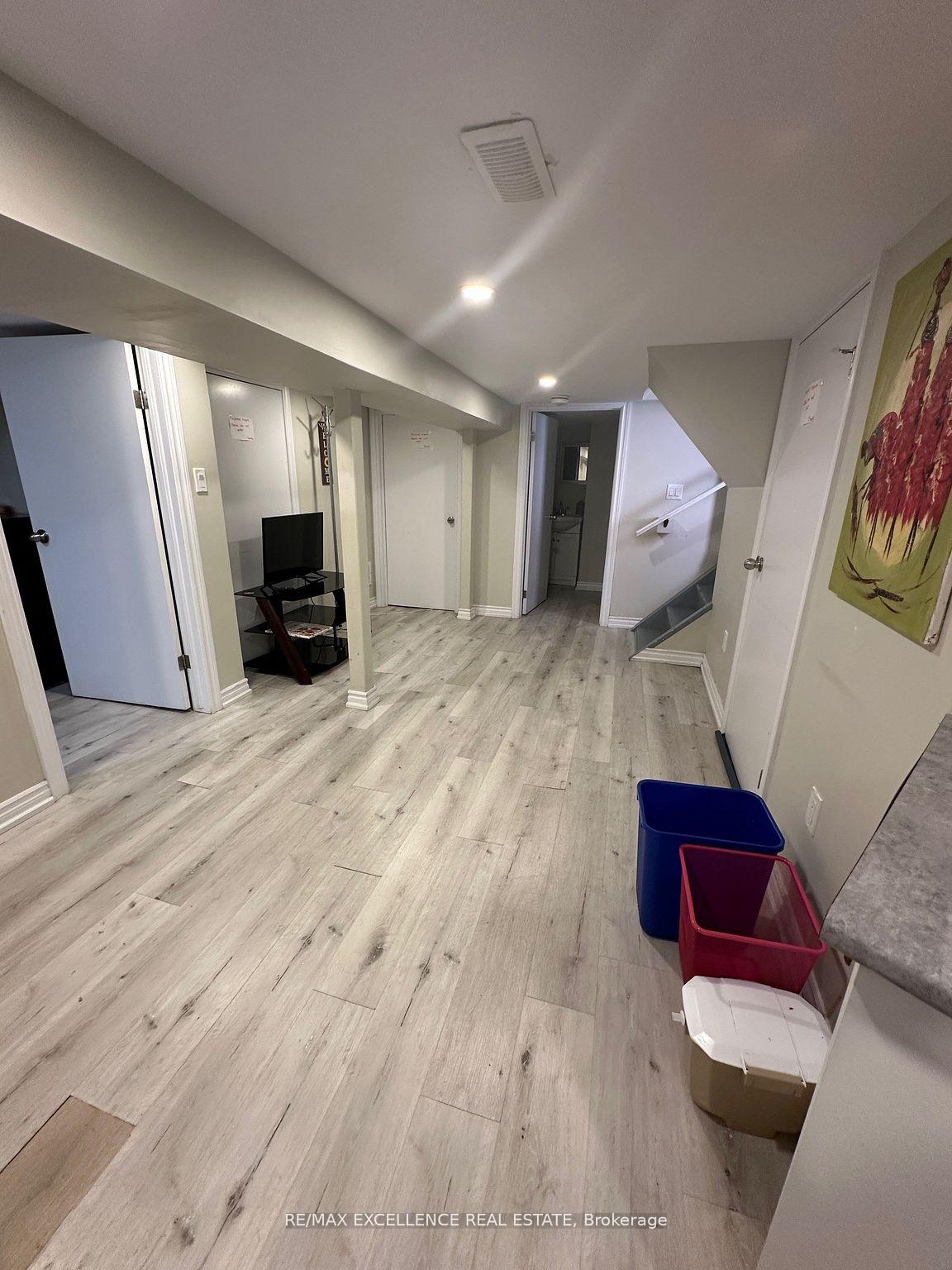 Photo 2 of Unit bsmt, 25 Barnesdale Avenue S, Hamilton, Gibson — HOMEH