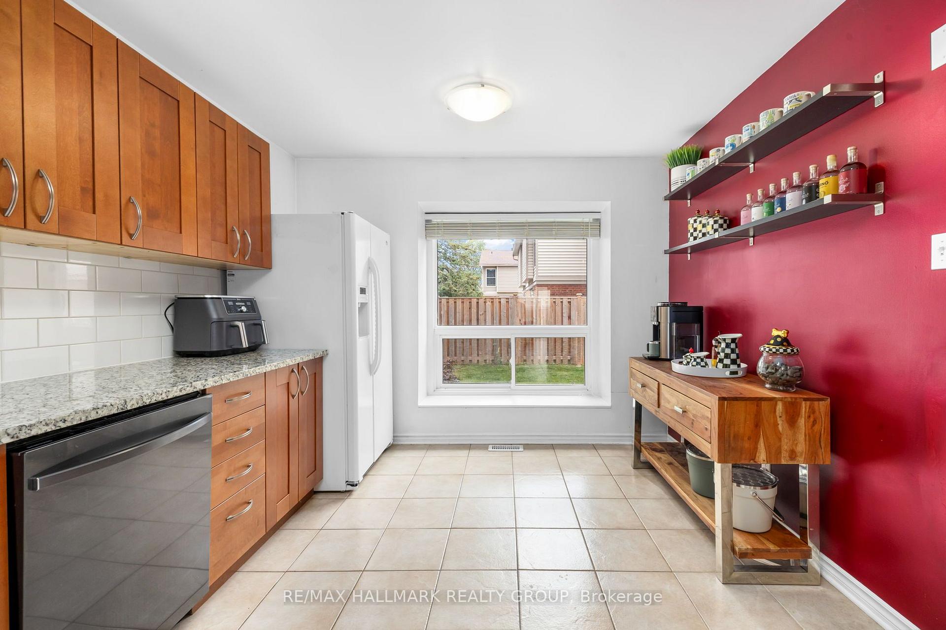Photo 8 of Unit 31, 840 Cahill Drive W, Ottawa, Hunt Club — HOMEH