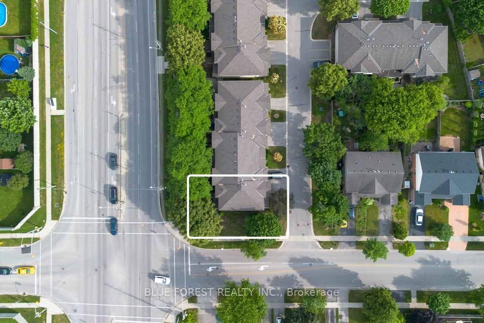 Photo 2 of Unit 1, 155 Killarney Road, London, North H — HOMEH