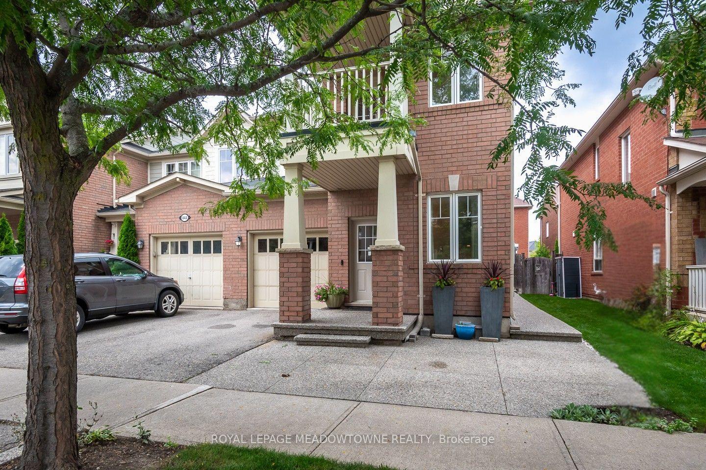 Photo 3 of 845 Gifford Crescent, Milton, Coates — HOMEH