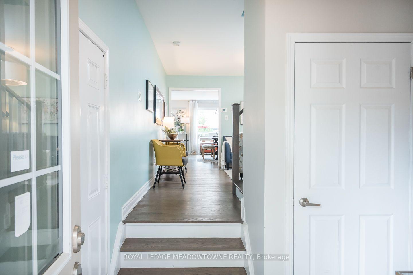 Photo 4 of 845 Gifford Crescent, Milton, Coates — HOMEH