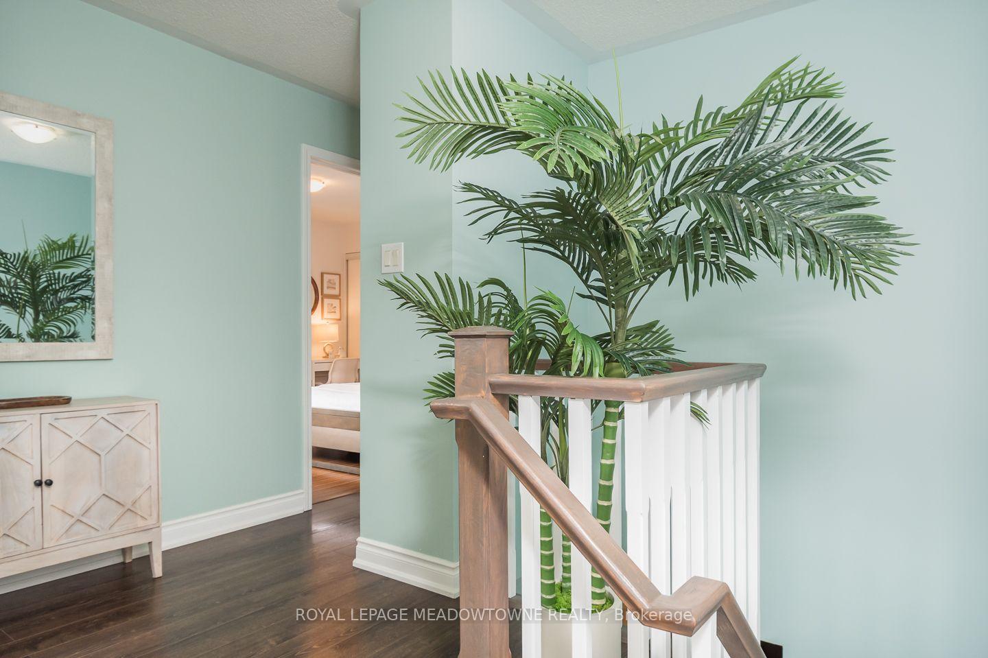 Photo 18 of 845 Gifford Crescent, Milton, Coates — HOMEH