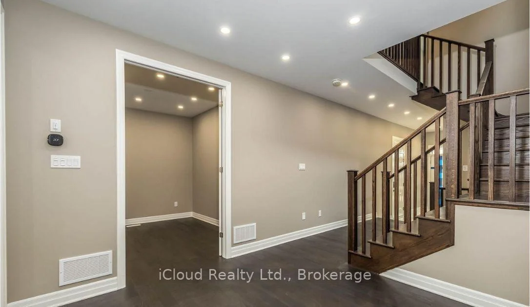 Photo 29 of 42 Milt Schmidt Street, Kitchener, Trussler — HOMEH