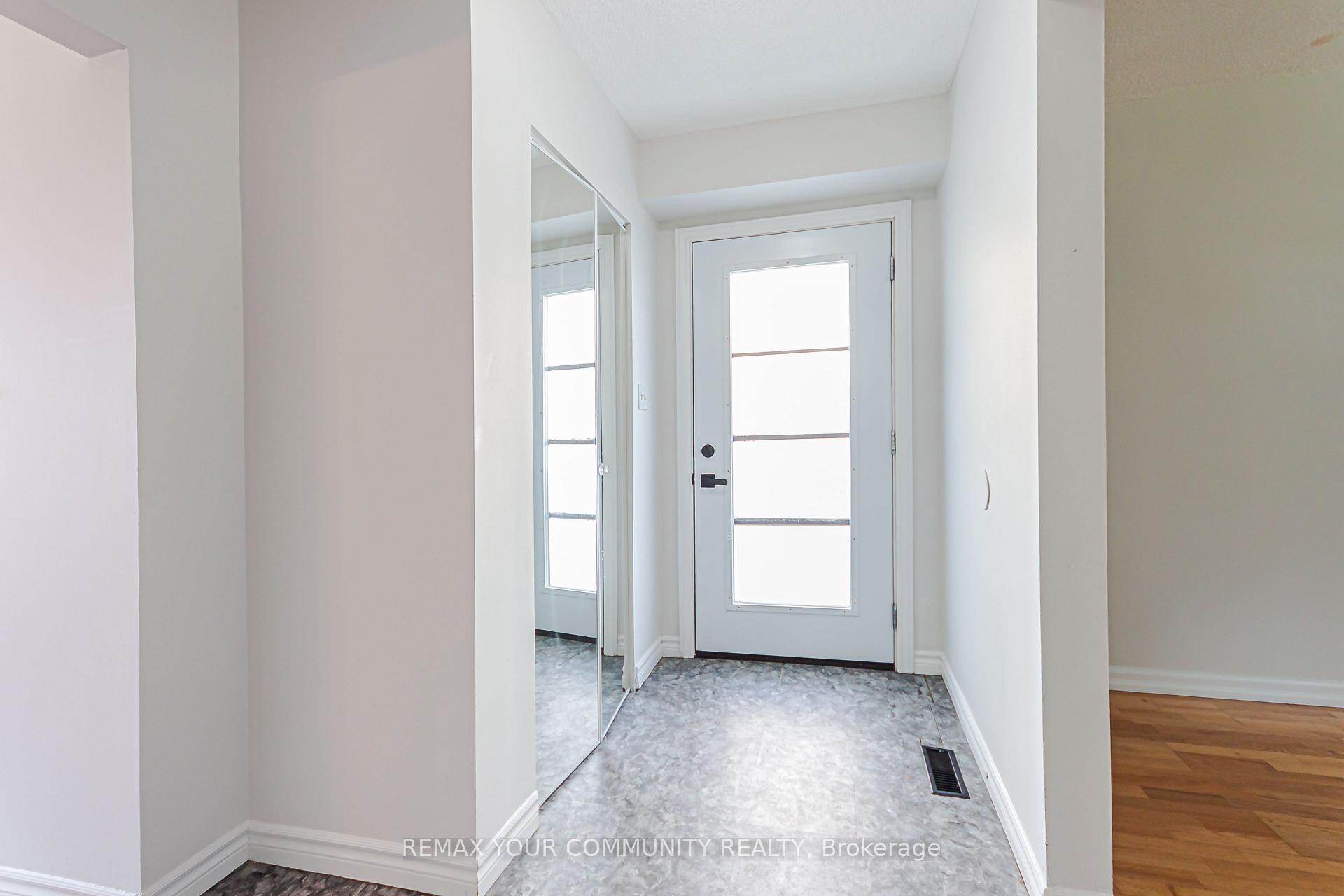 Photo 2 of 1319 Fenelon Crescent, Oshawa, Lakeview — HOMEH