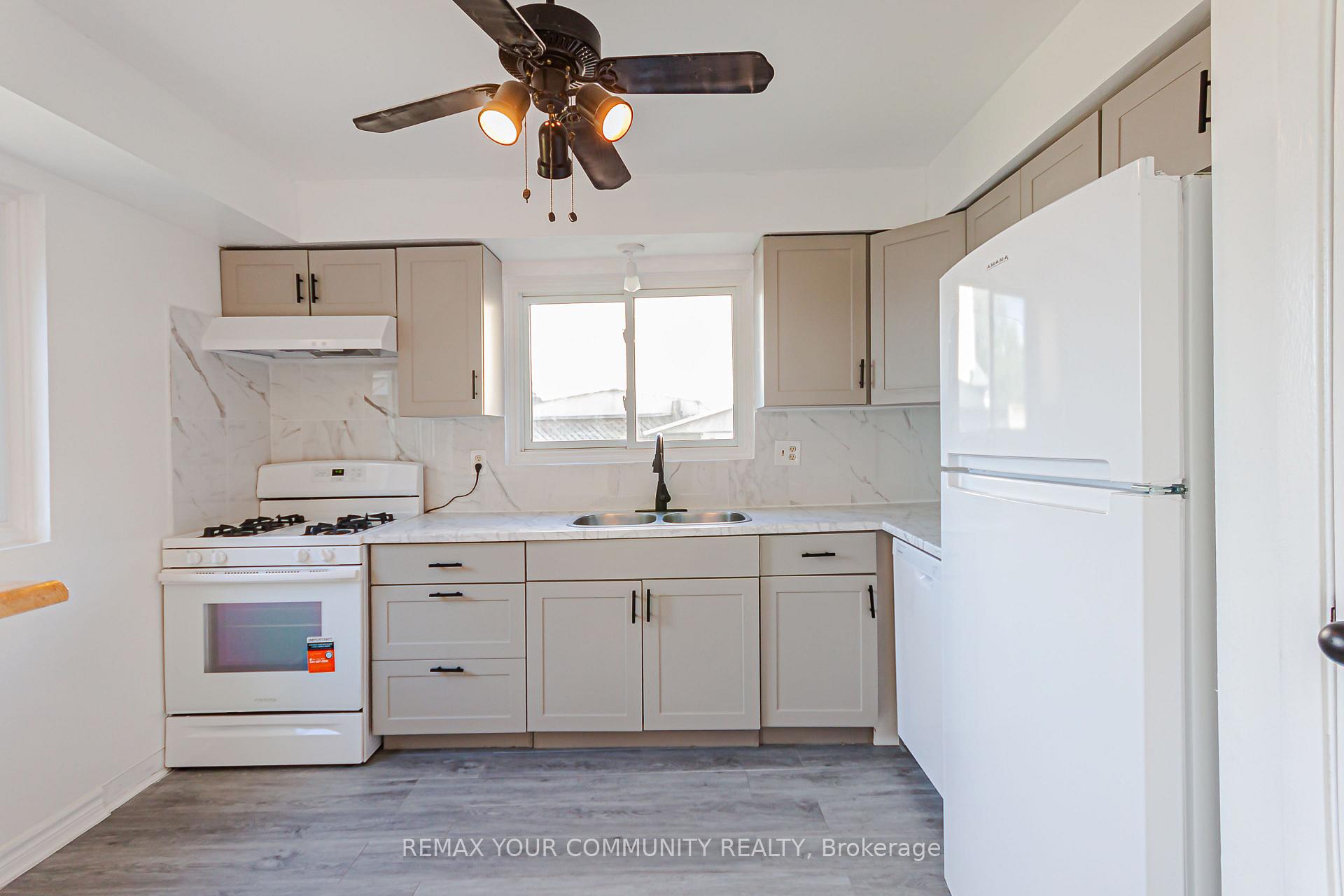 Photo 9 of 1319 Fenelon Crescent, Oshawa, Lakeview — HOMEH