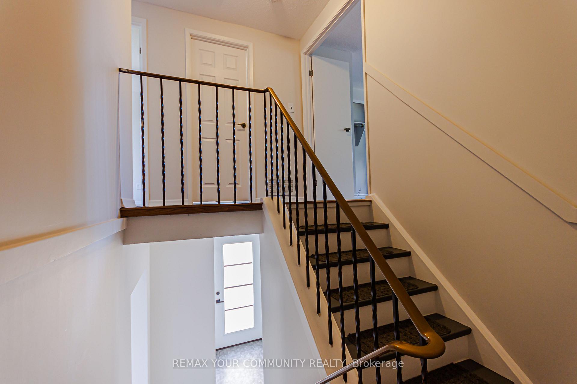 Photo 10 of 1319 Fenelon Crescent, Oshawa, Lakeview — HOMEH