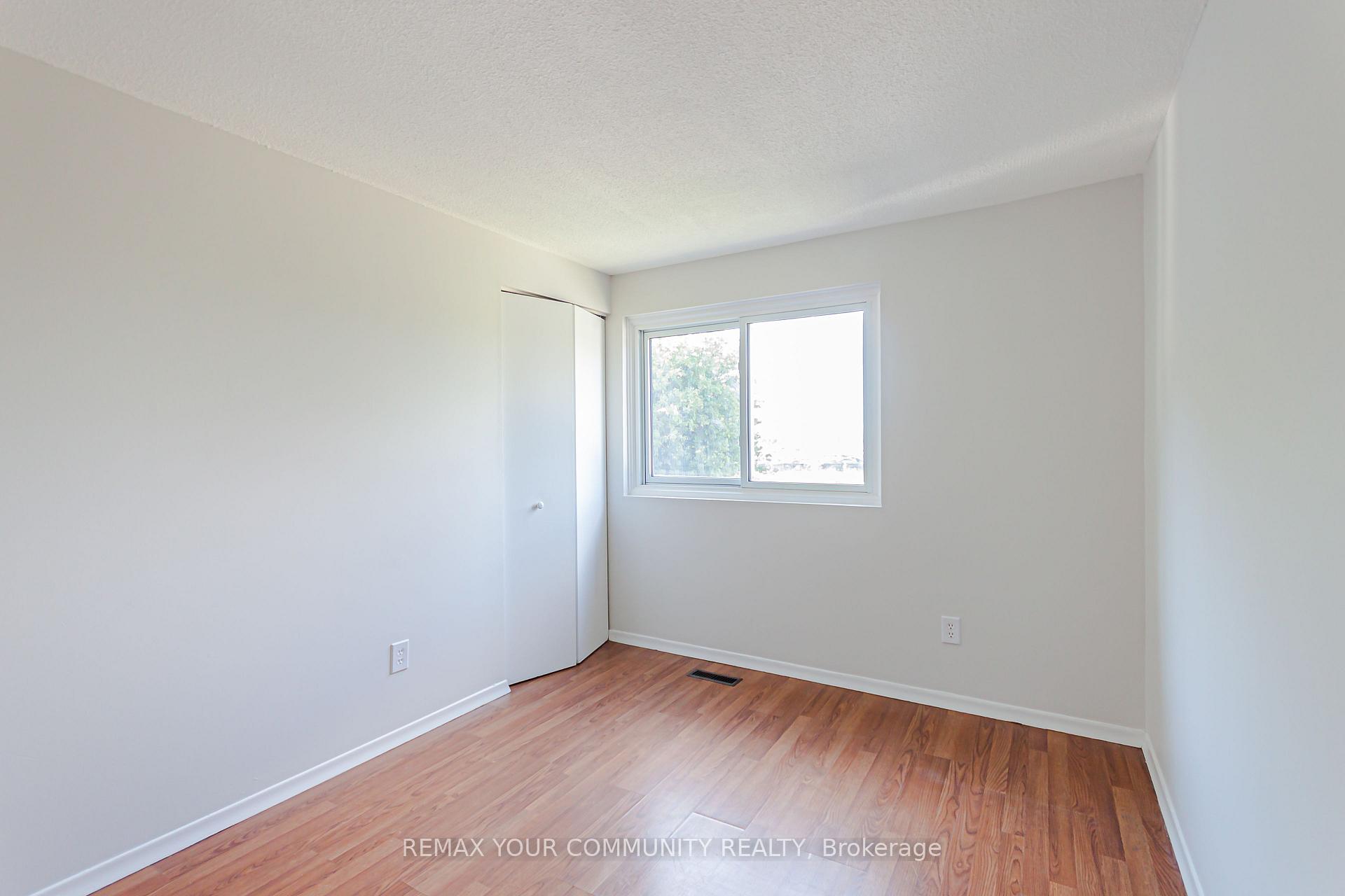 Photo 16 of 1319 Fenelon Crescent, Oshawa, Lakeview — HOMEH