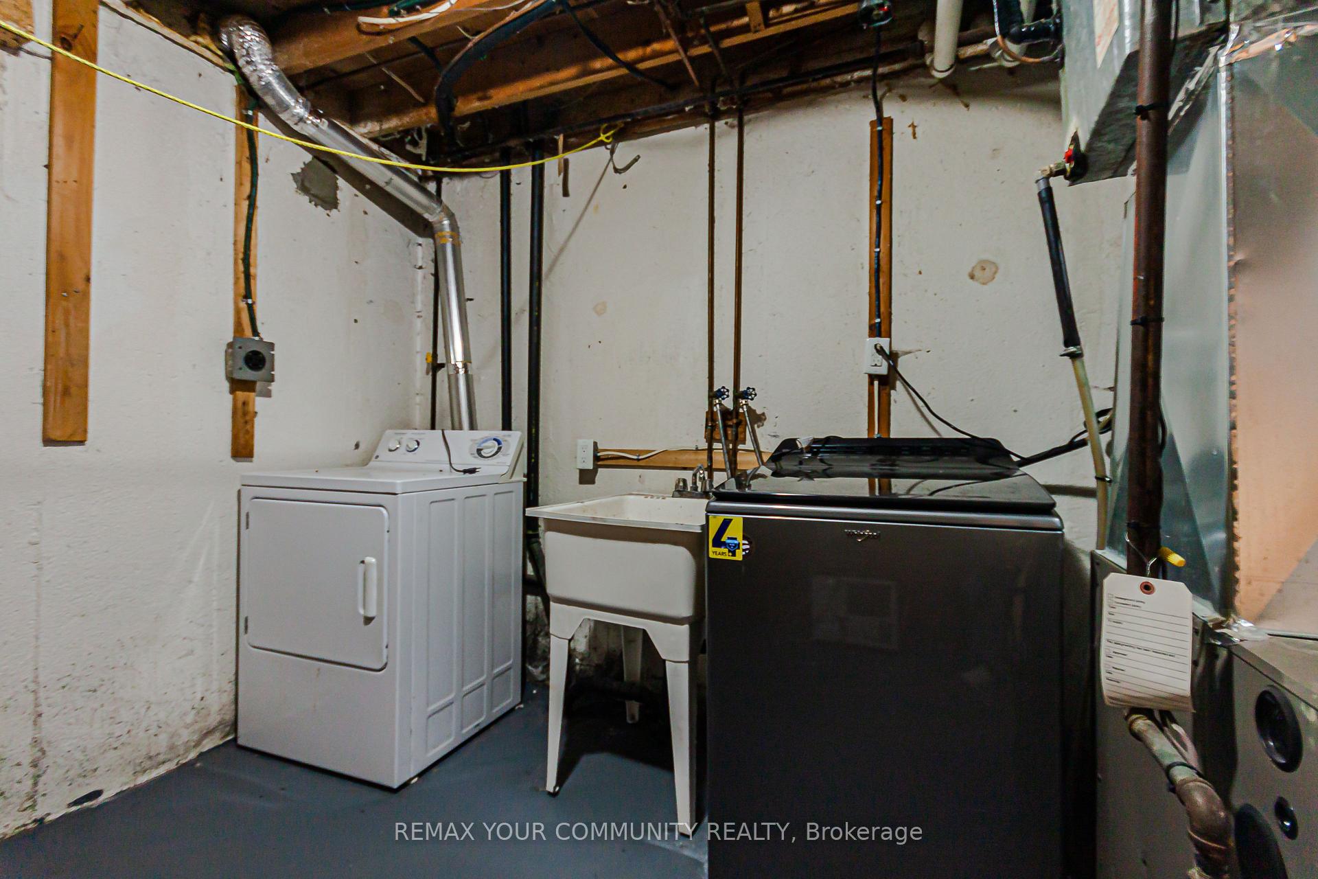 Photo 33 of 1319 Fenelon Crescent, Oshawa, Lakeview — HOMEH