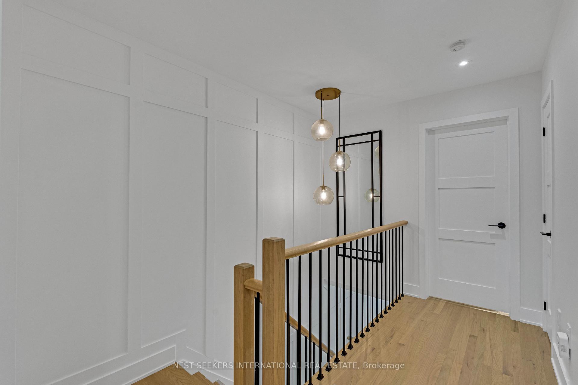 Photo 10 of 233 Venice Gate Drive, Vaughan, Vellore Village — HOMEH