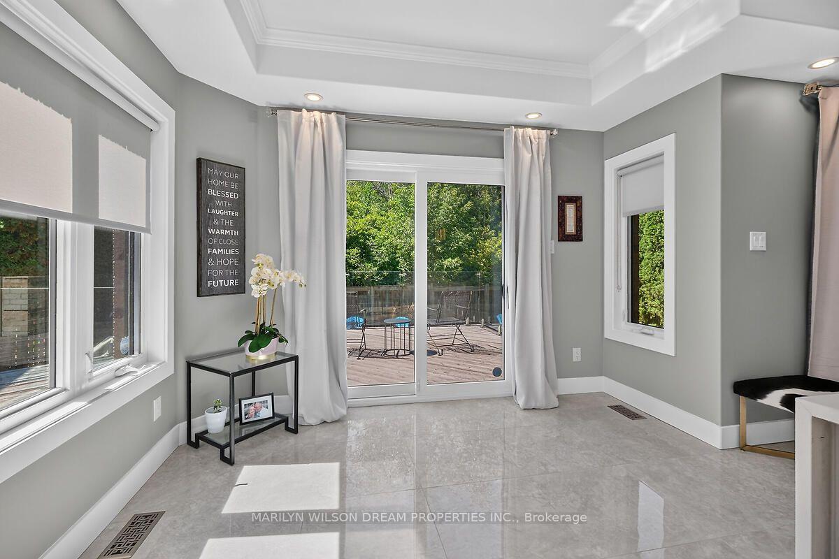 Photo 19 of 446 Rahul Crescent, Ottawa, Mooneys Bay — HOMEH