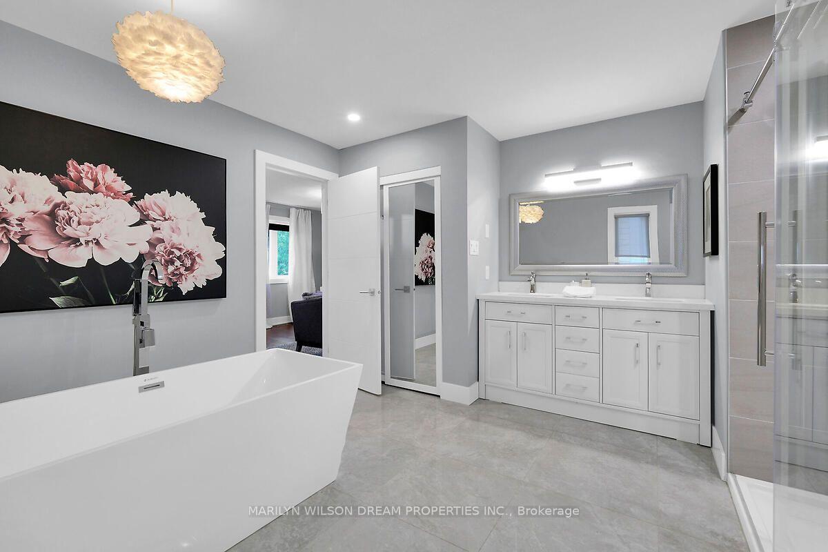 Photo 36 of 446 Rahul Crescent, Ottawa, Mooneys Bay — HOMEH