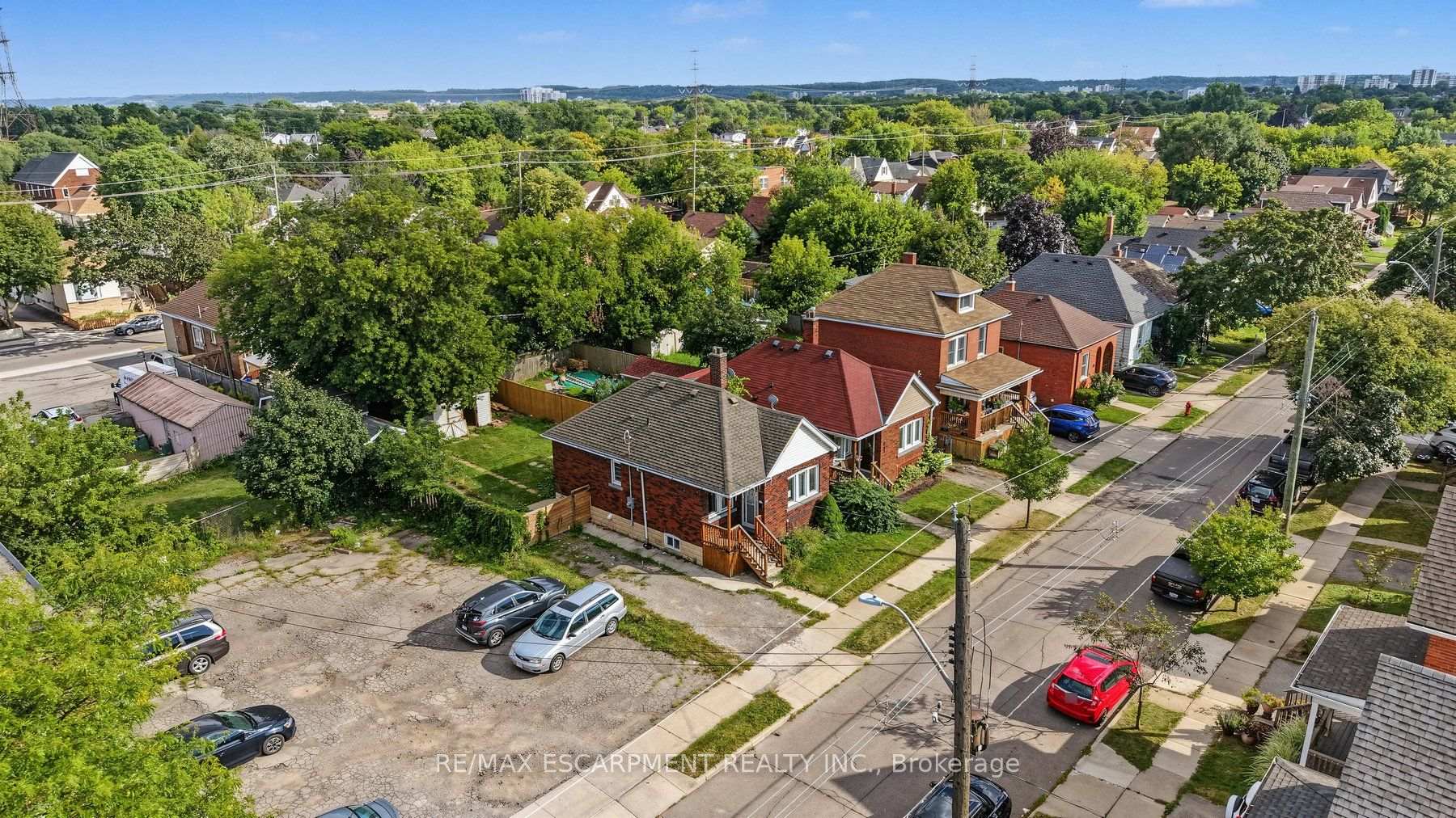 Photo 3 of 270 Weir Street N, Hamilton, Homeside — HOMEH