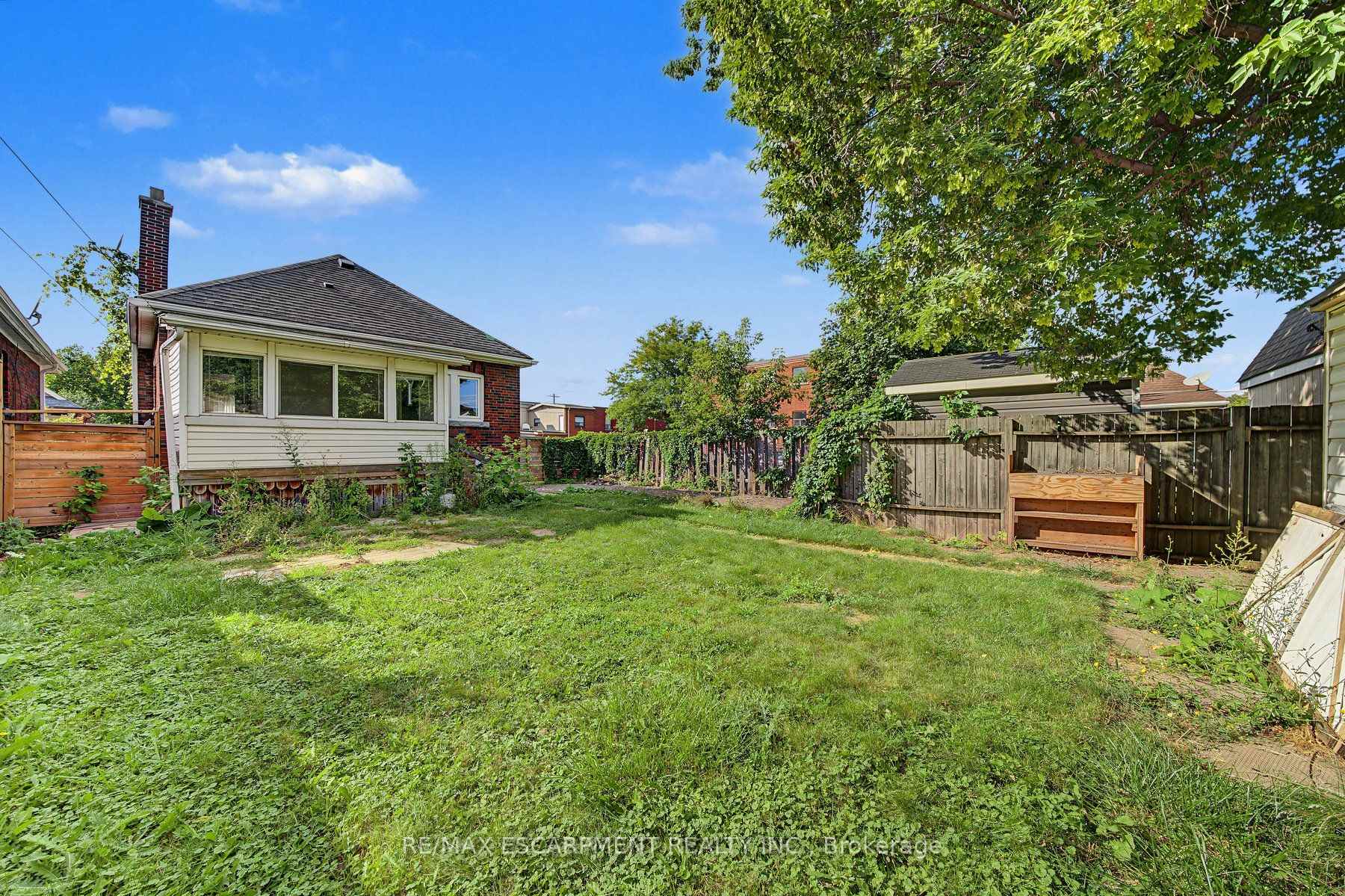 Photo 30 of 270 Weir Street N, Hamilton, Homeside — HOMEH