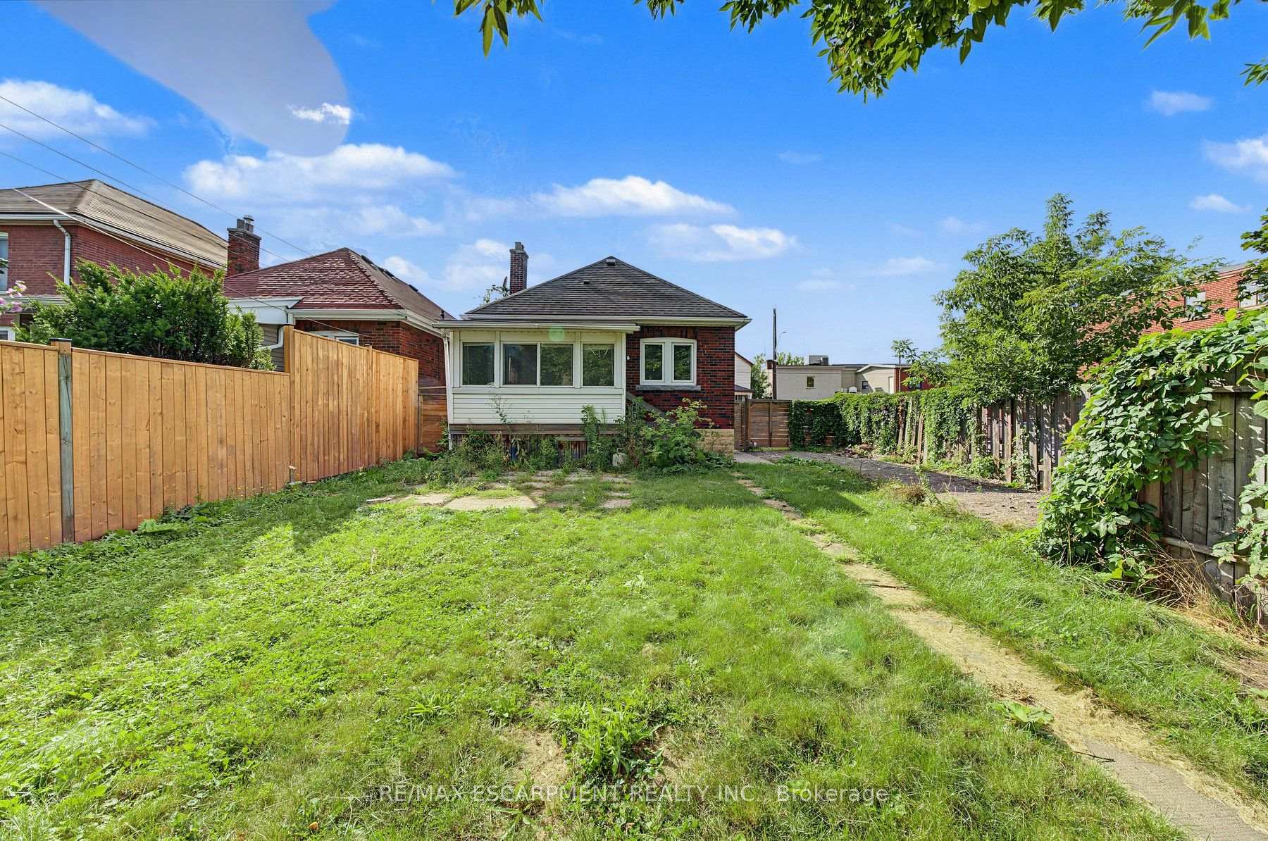 Photo 31 of 270 Weir Street N, Hamilton, Homeside — HOMEH
