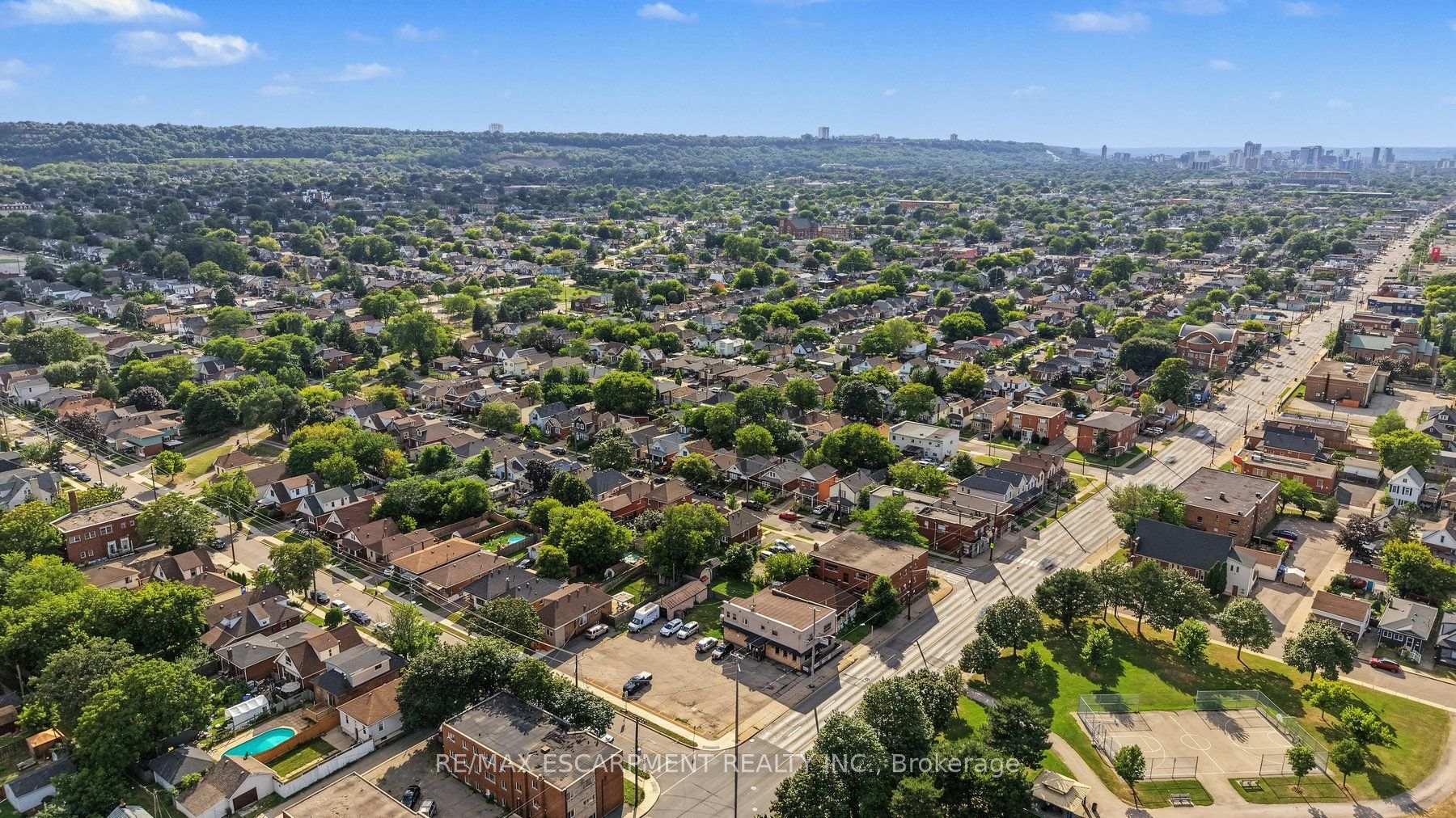 Photo 37 of 270 Weir Street N, Hamilton, Homeside — HOMEH
