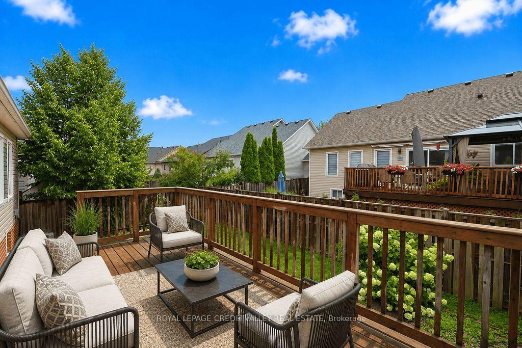 Photo 20 of 29 Counsellor Terrace, Barrie, Innis-Shore — HOMEH