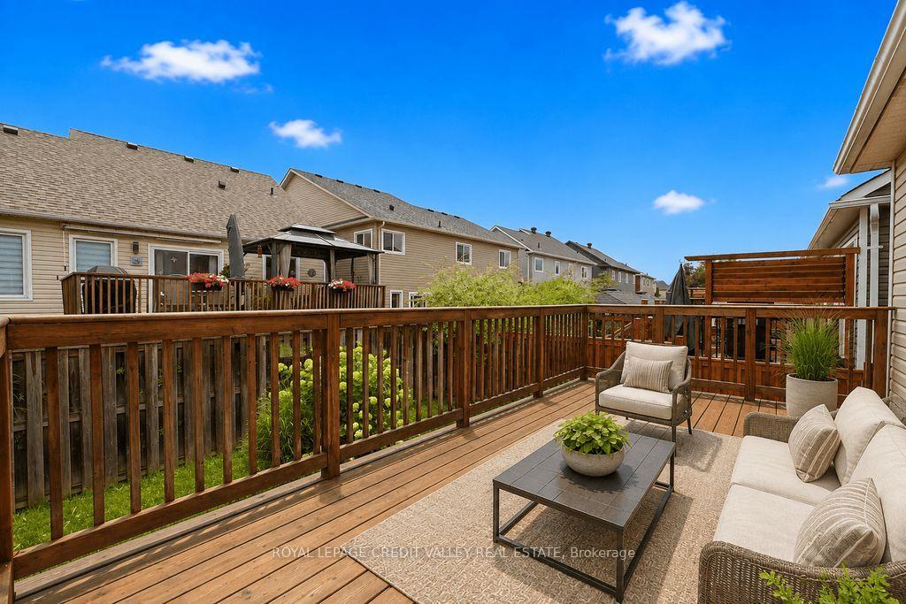 Photo 21 of 29 Counsellor Terrace, Barrie, Innis-Shore — HOMEH