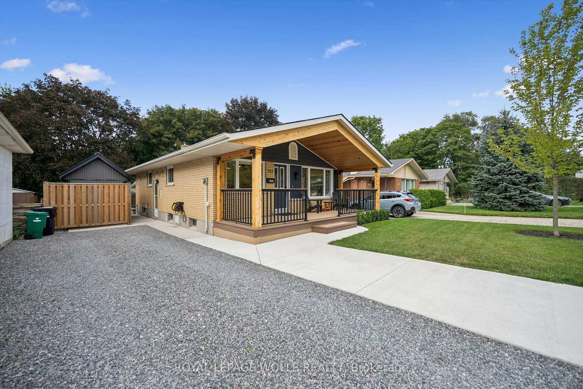 Photo 3 of 223 Carter Avenue, Waterloo, Lincoln Village — HOMEH