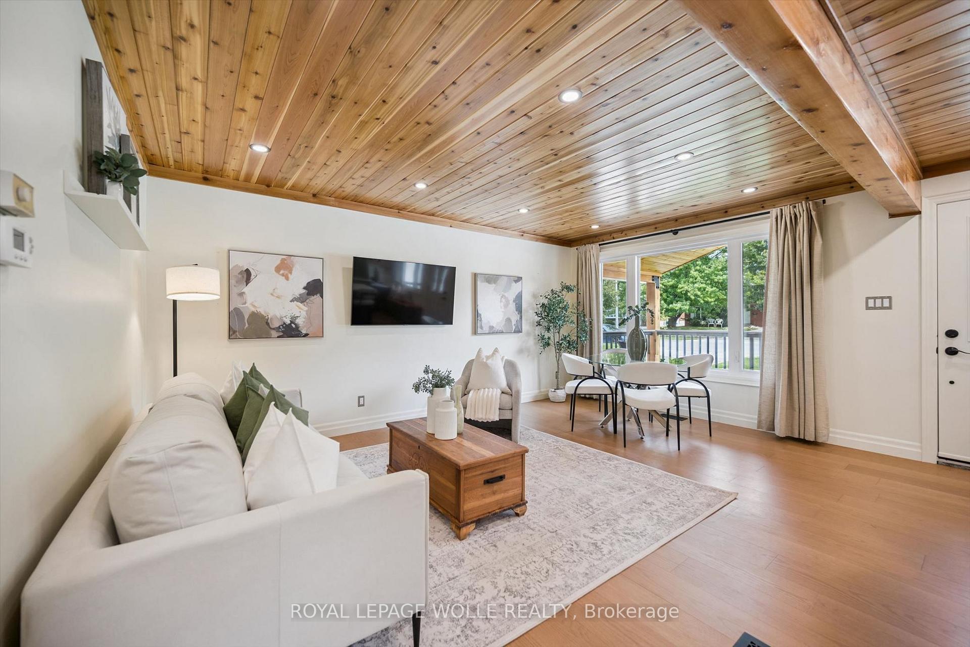 Photo 6 of 223 Carter Avenue, Waterloo, Lincoln Village — HOMEH