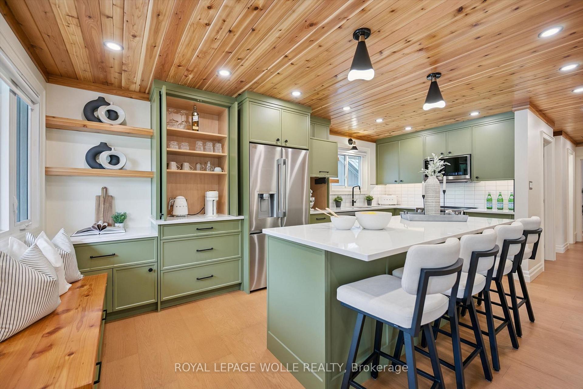 Photo 9 of 223 Carter Avenue, Waterloo, Lincoln Village — HOMEH