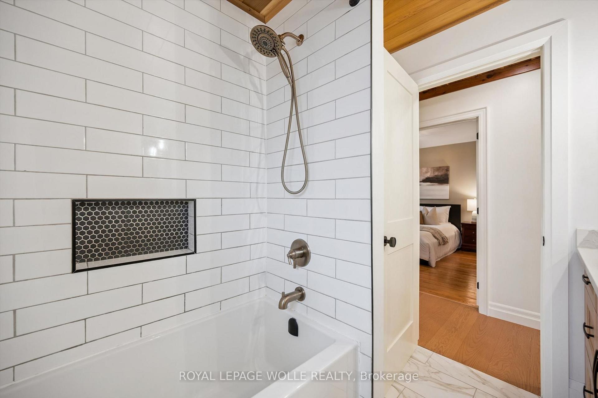 Photo 18 of 223 Carter Avenue, Waterloo, Lincoln Village — HOMEH