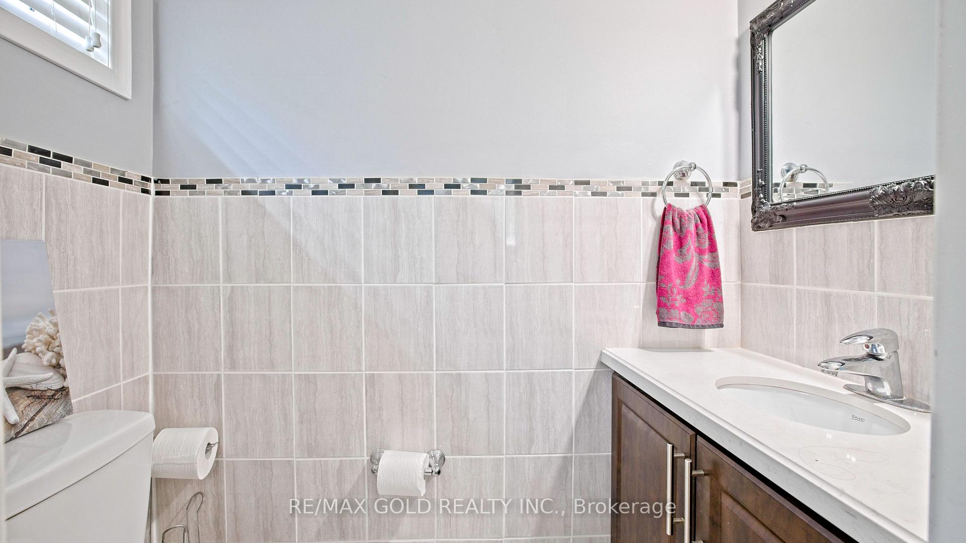 Photo 23 of 7428 Pickfair Drive, Mississauga, Malton — HOMEH