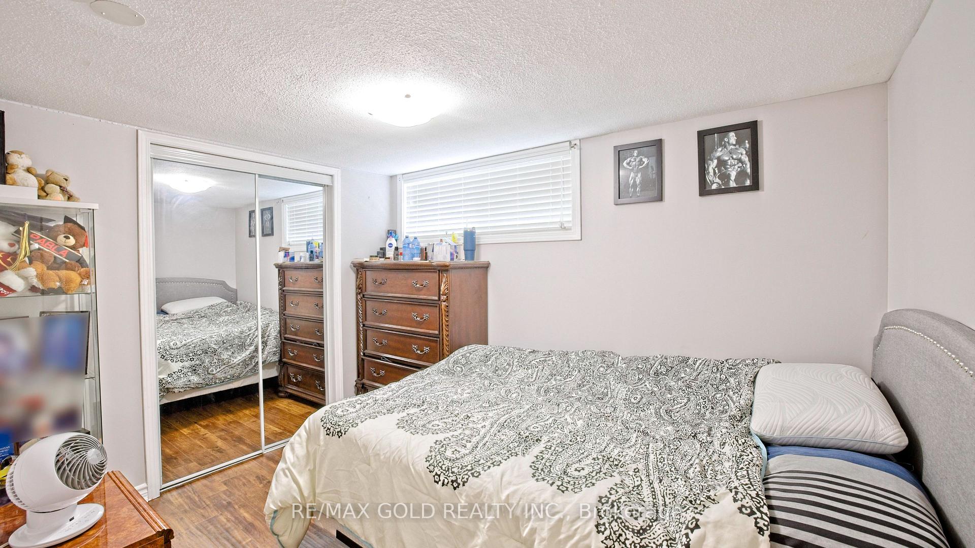 Photo 33 of 7428 Pickfair Drive, Mississauga, Malton — HOMEH