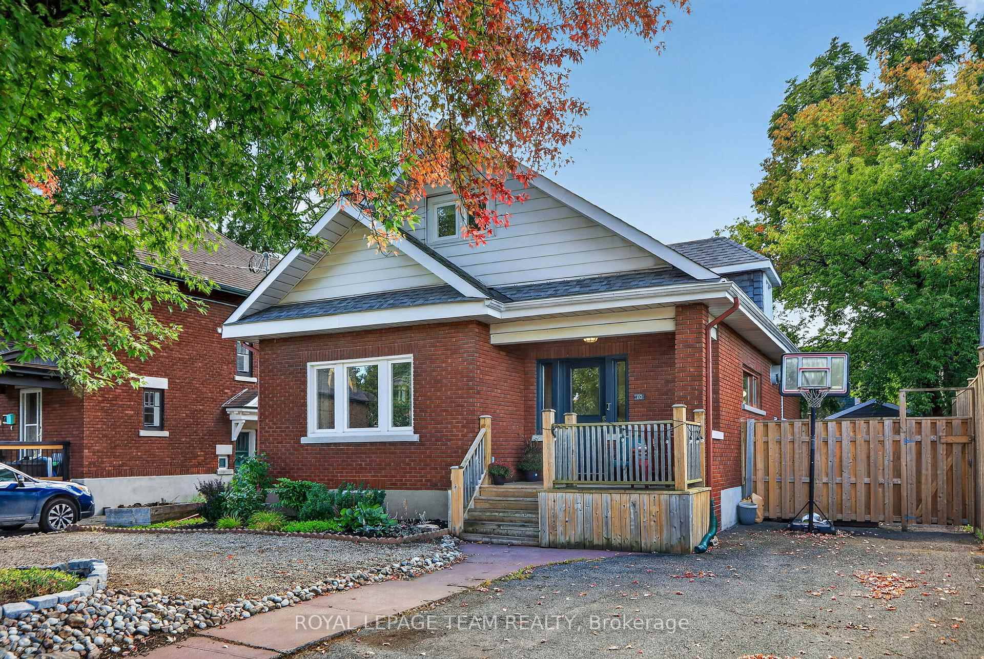 Photo 1 of 10 Clarendon Avenue, Ottawa, Ottawa West — HOMEH