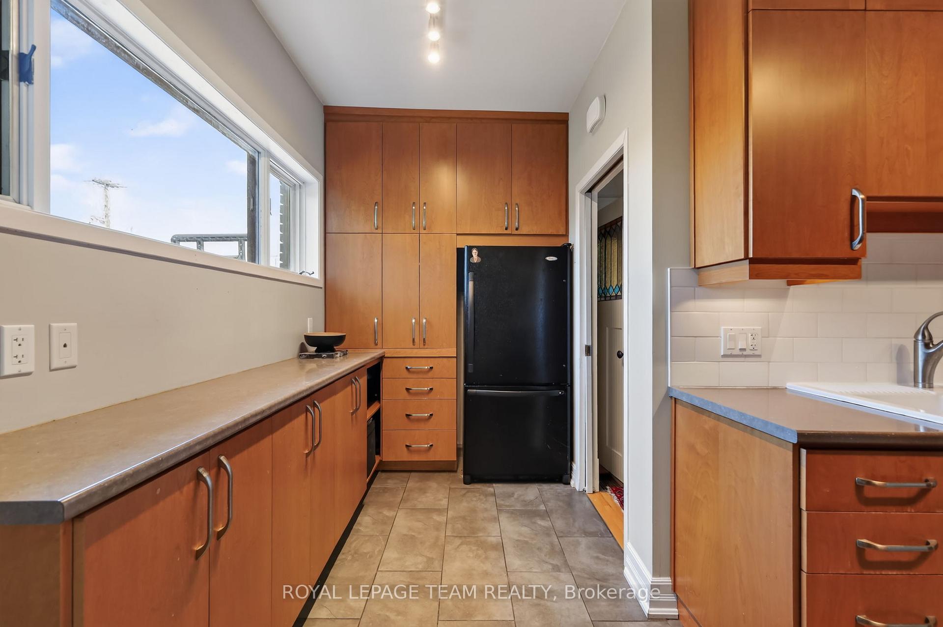 Photo 15 of 10 Clarendon Avenue, Ottawa, Ottawa West — HOMEH