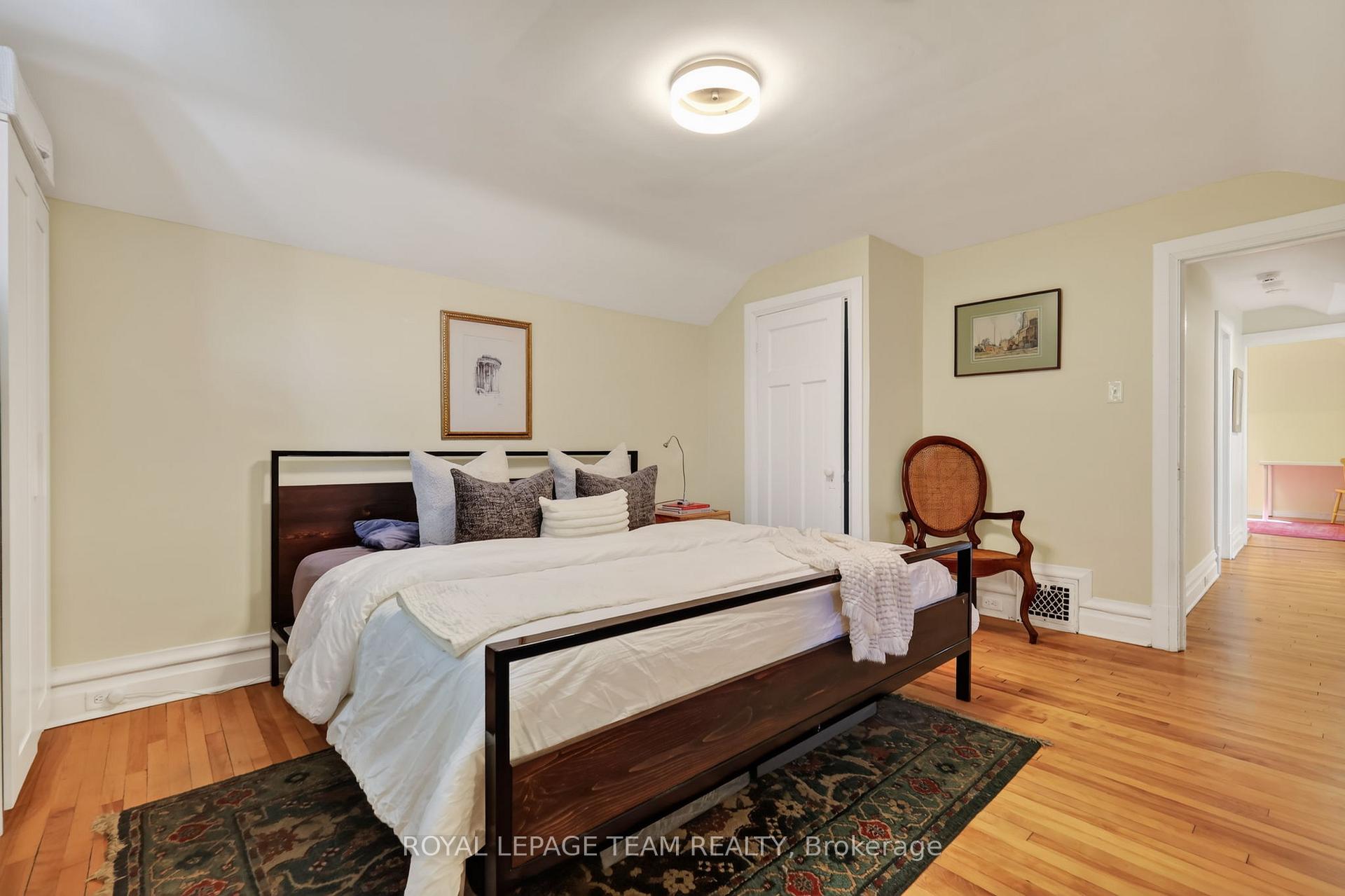 Photo 26 of 10 Clarendon Avenue, Ottawa, Ottawa West — HOMEH