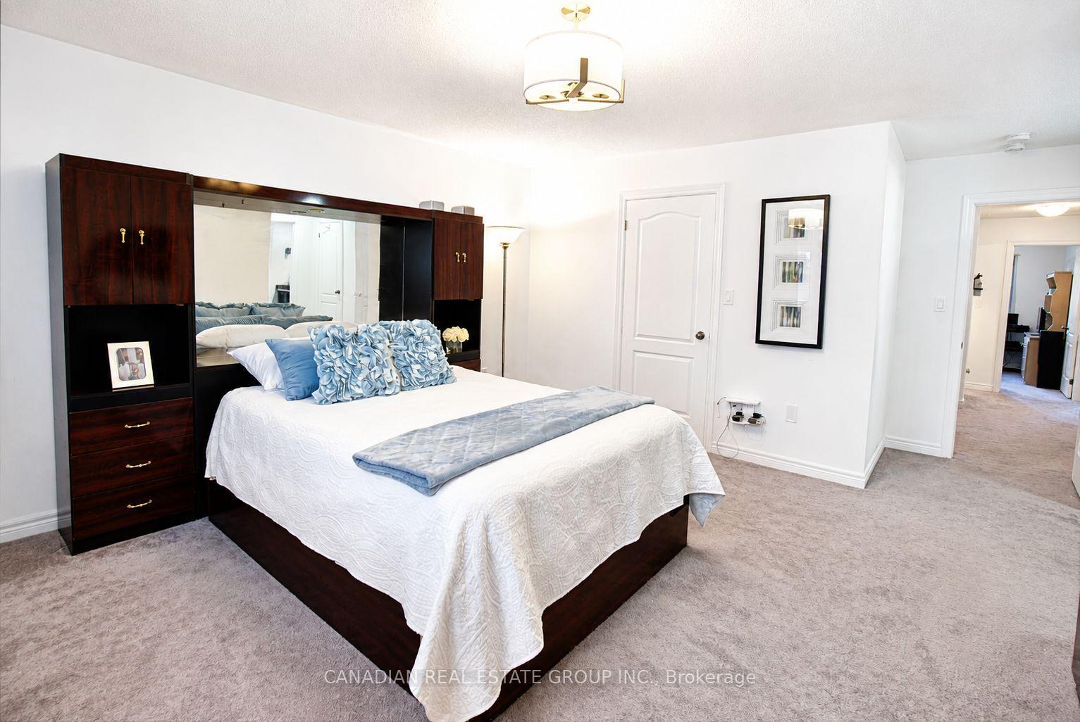 Photo 18 of 23 Page Place, Clarington, Courtice — HOMEH