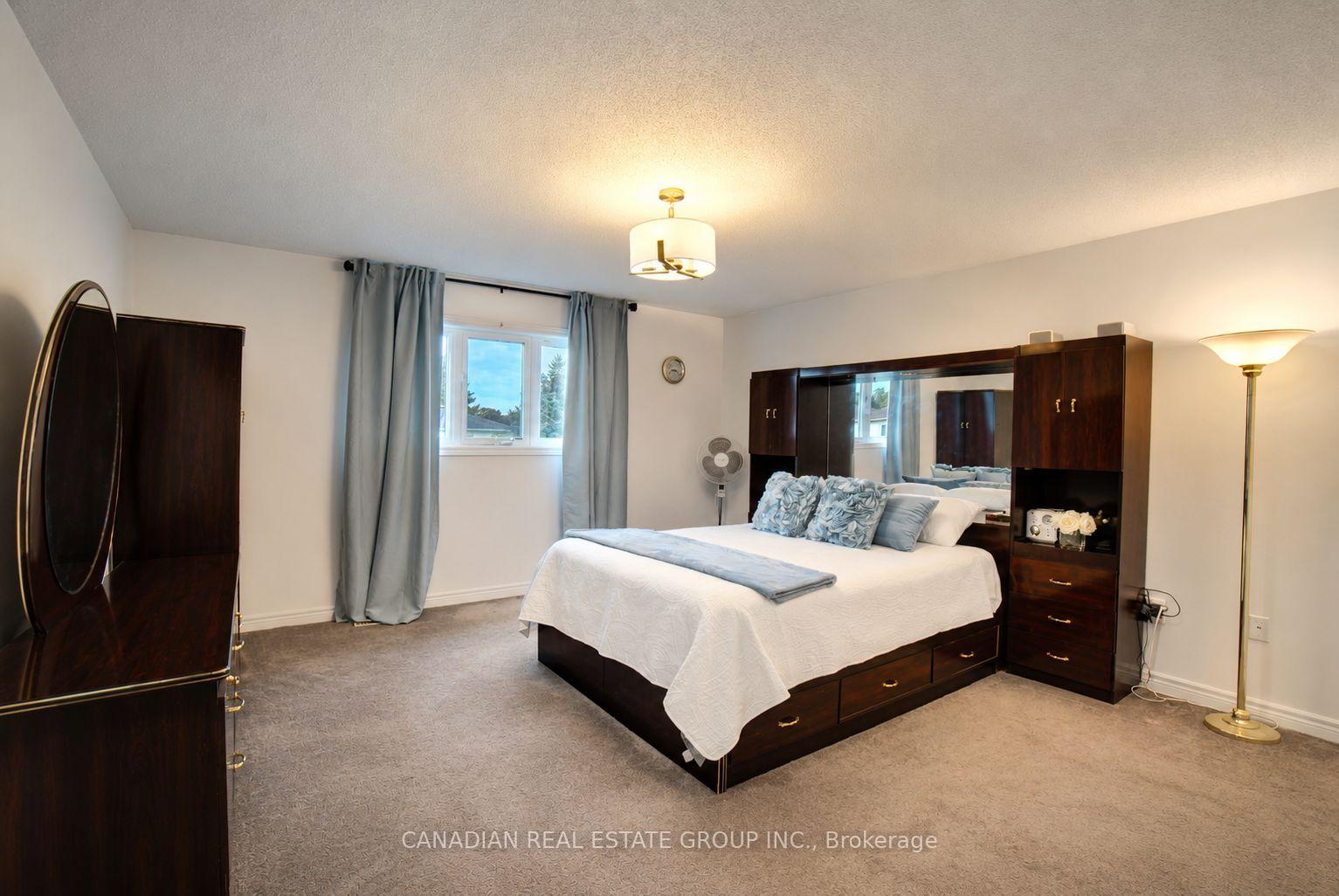 Photo 19 of 23 Page Place, Clarington, Courtice — HOMEH