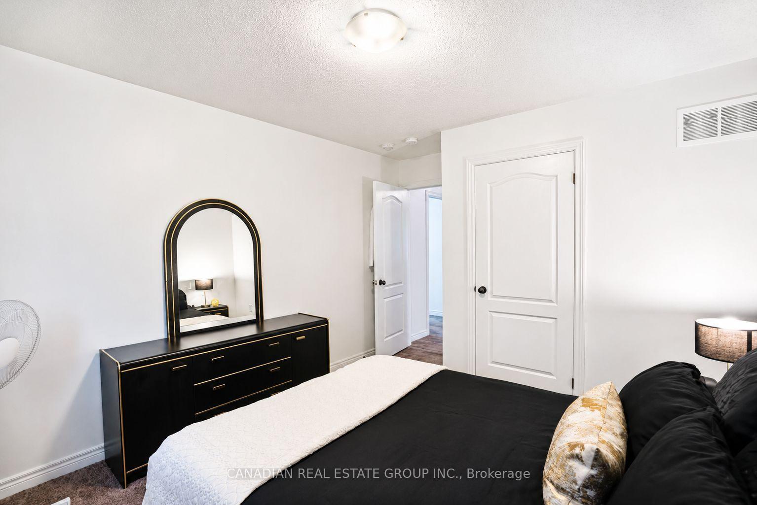 Photo 28 of 23 Page Place, Clarington, Courtice — HOMEH