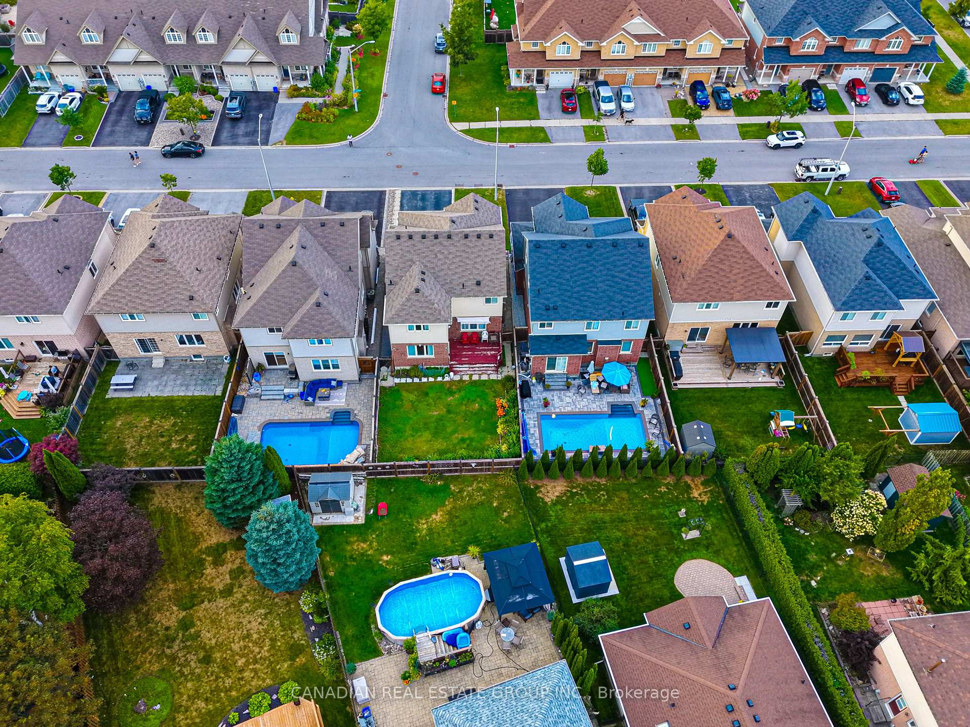 Photo 35 of 23 Page Place, Clarington, Courtice — HOMEH