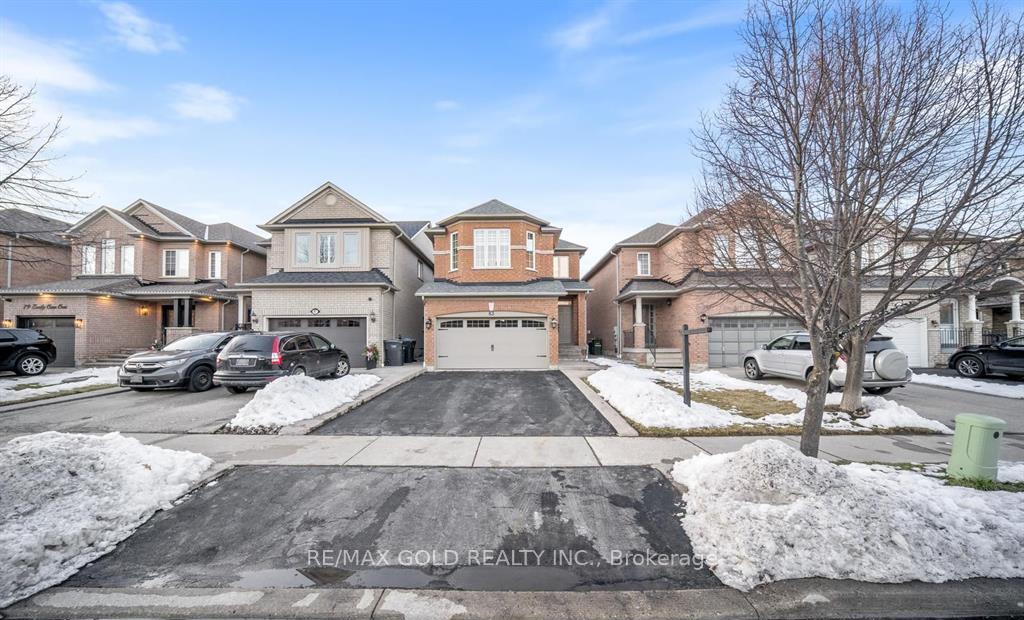 Photo 2 of 83 Emily Carr Crescent, Caledon, Bolton North — HOMEH